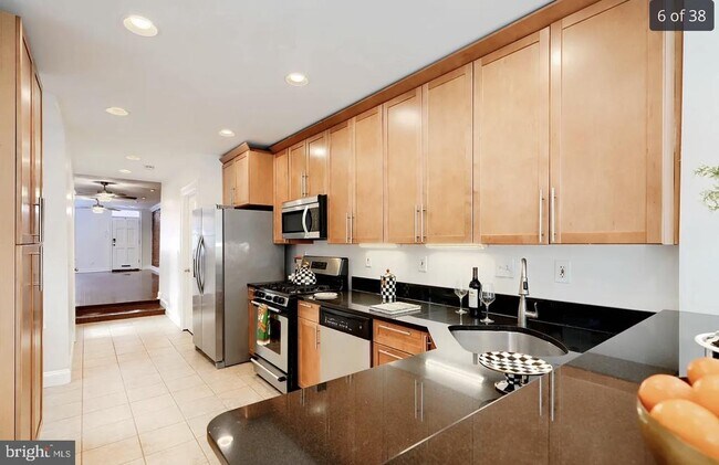 Photo - 1026 Riverside Ave