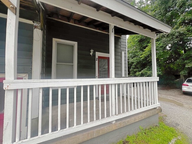 Building Photo - 15 Woodstock Ave Rental