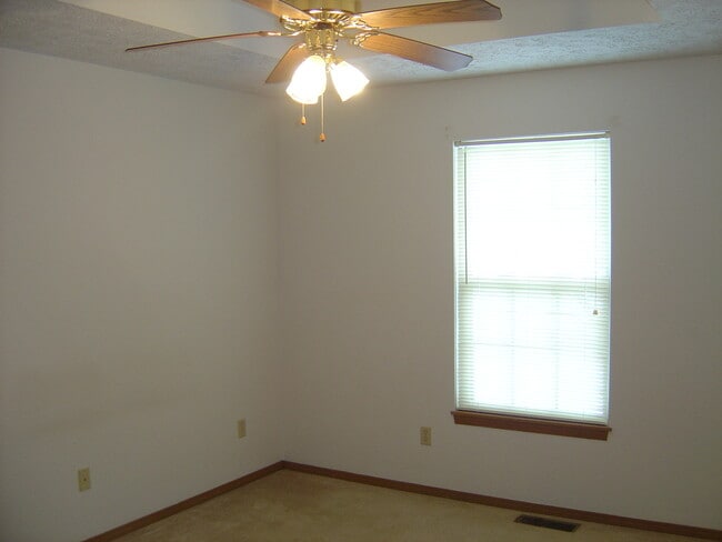 Photo - 2151 N Ave B