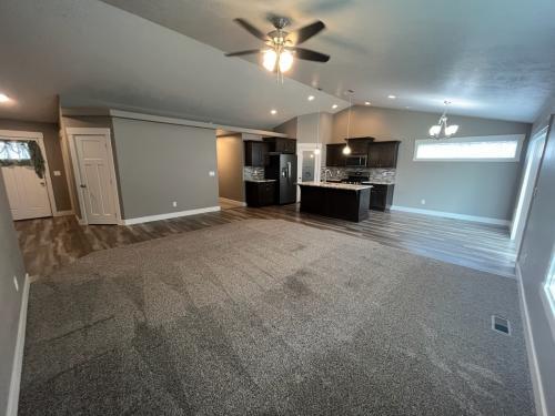 Photo - 1100 SW Bonnie St