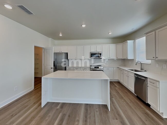 Photo - 3515 Shane Hill Rd SW