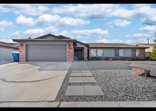 Photo - 712 Glen Abbey Cir Unidad Glen Abbey