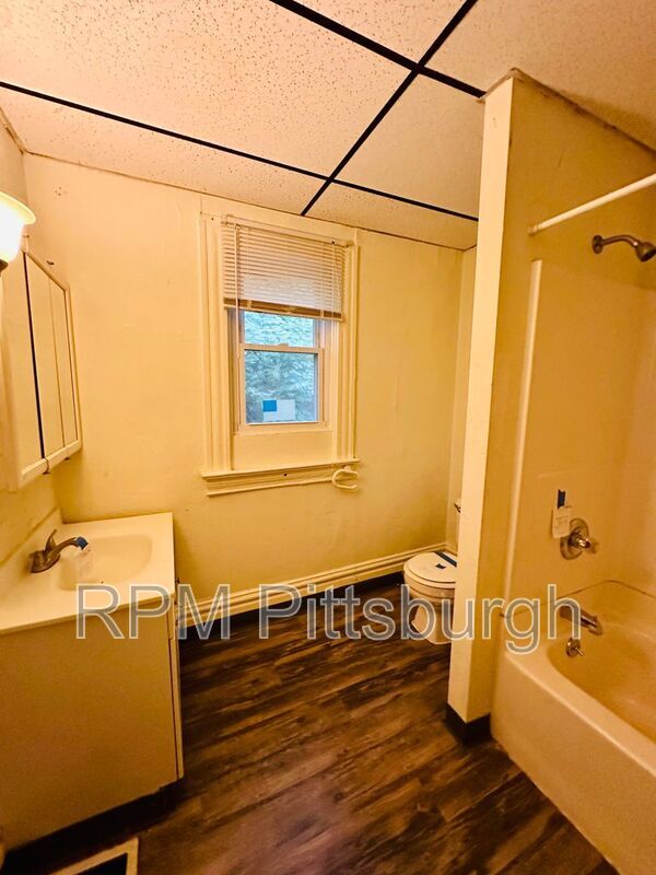 Photo - 1017 Emporia St