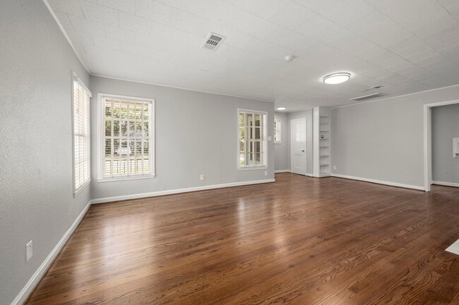 Photo - 6438 Pinehurst Dr