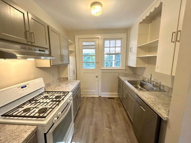 Photo - 132 Oak Haven Ave