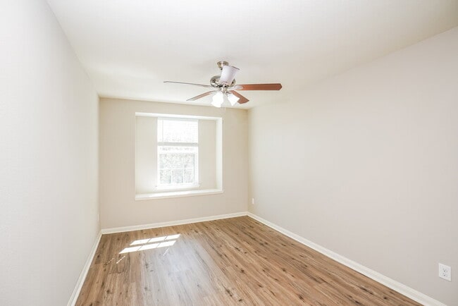 Photo - 2022 Sweet Lilac Dr