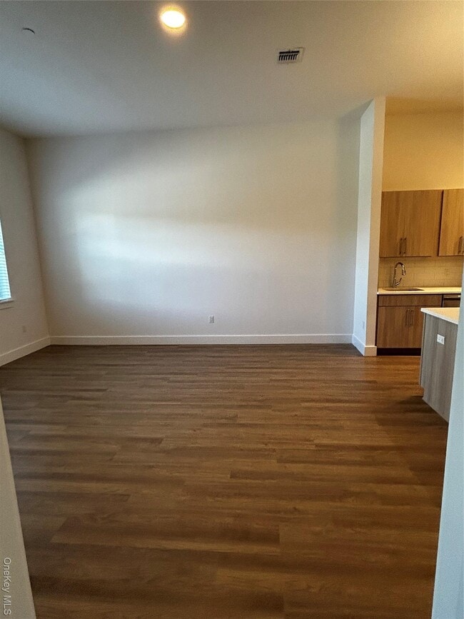 Photo - 4180 Sunrise Hwy