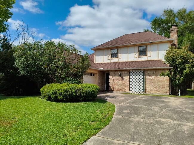 Building Photo - 15526 Rio Plaza Dr