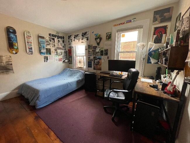 Photo - 385 Pine St Unidad 2