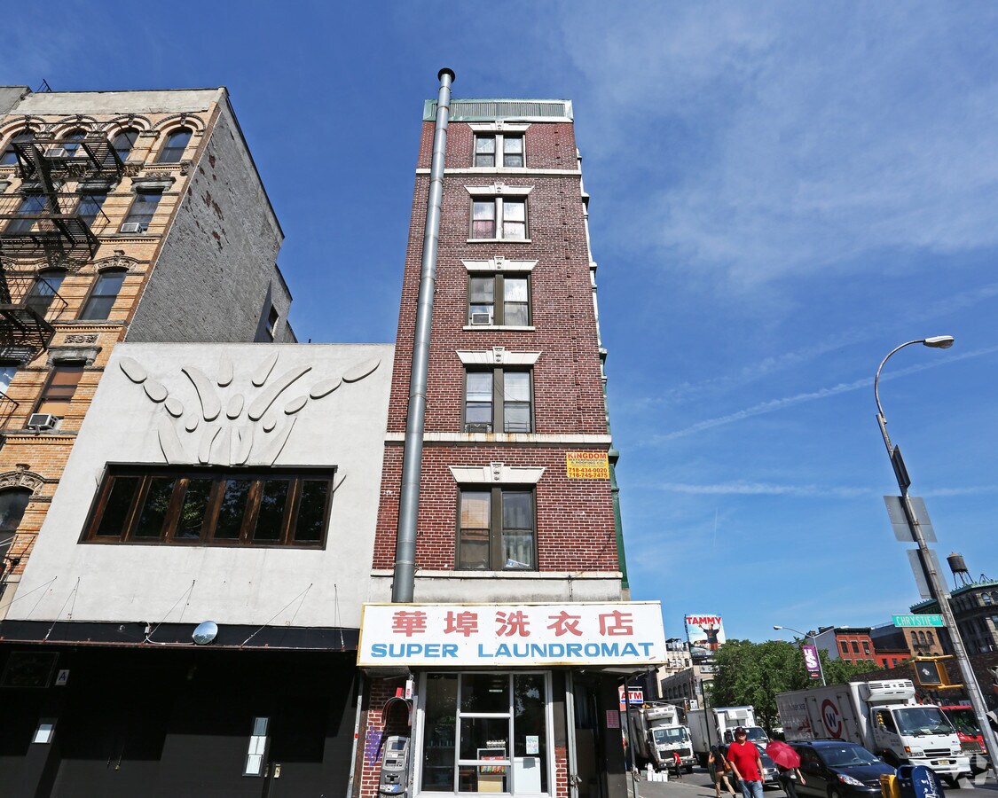 Photo - 9 Delancey St