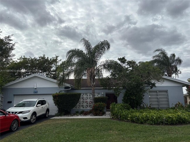 Photo - 4609 Bayberry Ln