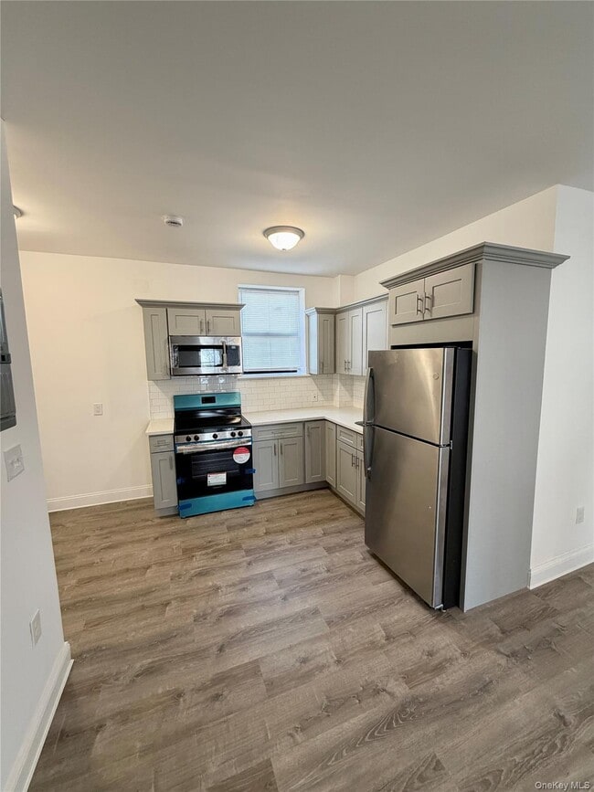 Building Photo - 119 Mt Vernon Ave Unit 2E