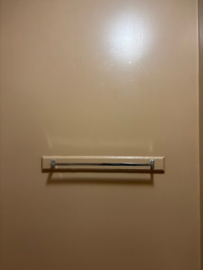 Photo - 4913 W Erie St Unidad #1