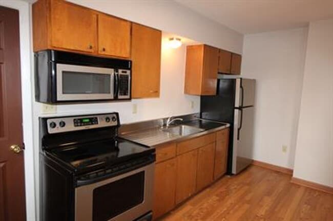 Photo - 845 Western Ave Unidad WT 845 - 4