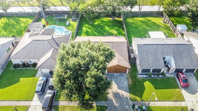 Photo - 2406 Pilgrims Bend Dr