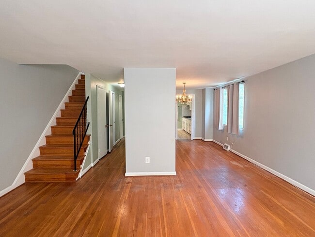Photo - 6192 Northwood Dr