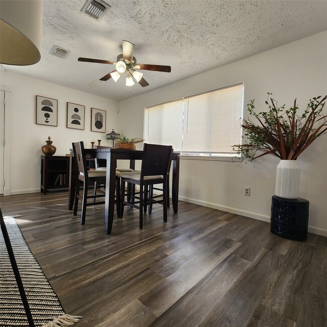 Photo - 3622 Fiddlers Green Dr