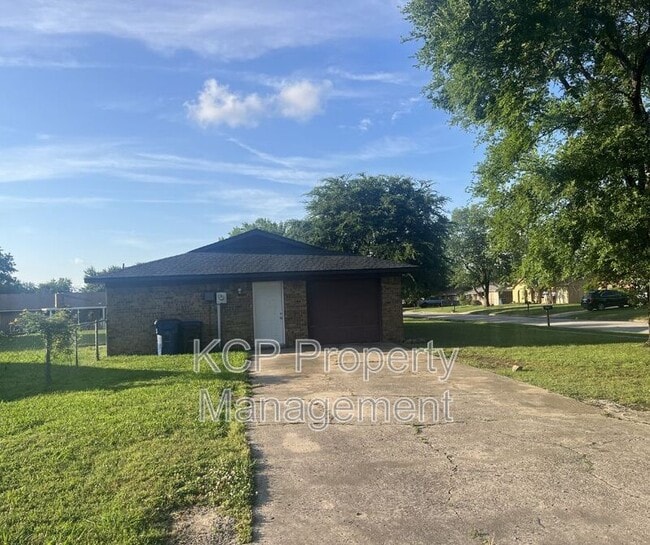 Photo - 8516 S 35th Terrace