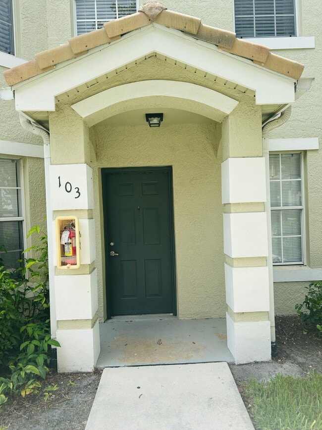 Photo - 166 SW Peacock Blvd Unit 34103