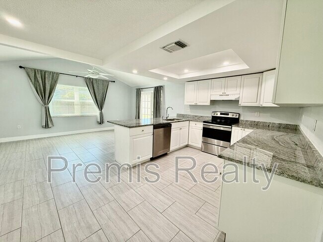 Photo - 11950 107th Ave N