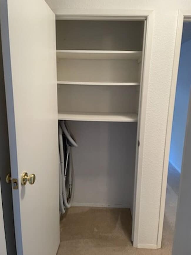 Photo - University Place Ground Floor Apartment Home, Newly refurbished "Somerset Place" 2 Bedroom, 1 1/... Unit 2