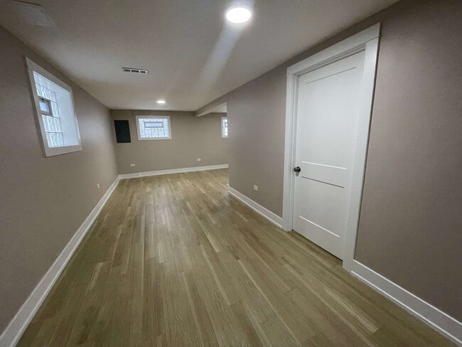 Photo - 8511 Parkside Ave Unit 1