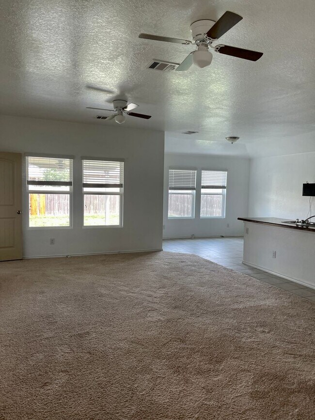 Photo - 1600 Nolte Farms Dr