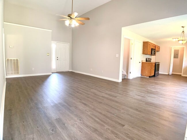 Photo - 315 Harold Dr