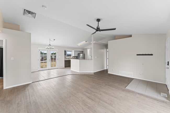 Photo - 133 S Spaulding Ave