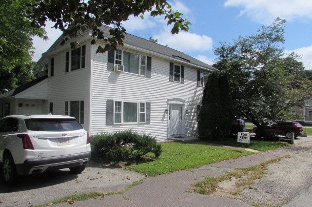 Building Photo - 105 Central St Unit A
