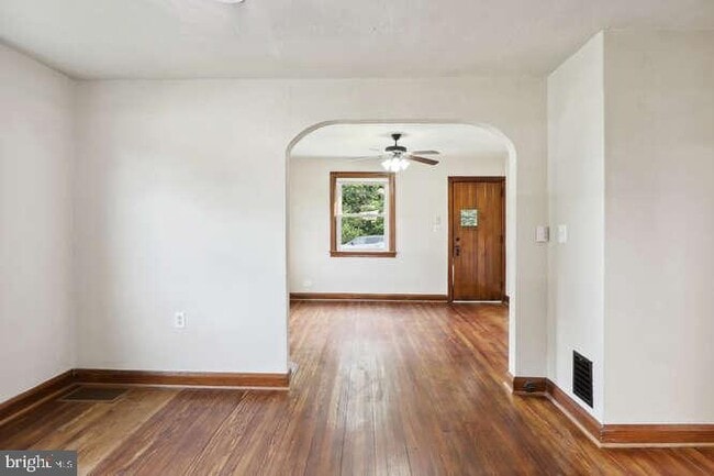 Photo - 7611 Sparrows Point Blvd