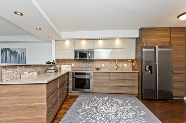 Photo - 300 N State St Unit 5402