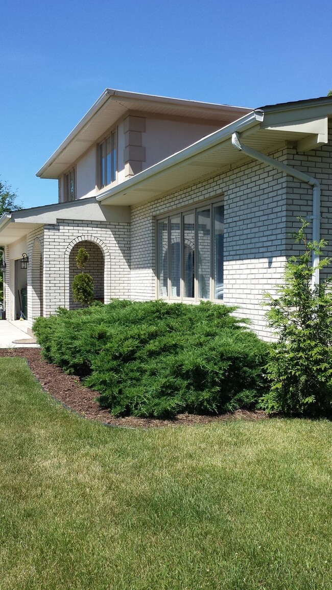 Photo - 13145 Meadowlark Dr House