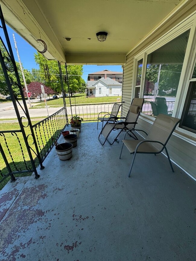 Photo - Duplex - Next to Drury University