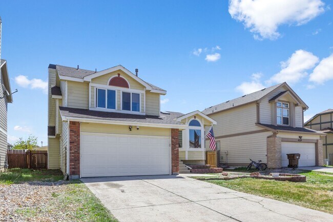 Photo - 4 Bed 3 Bath home near Fort Carson, Schrie...