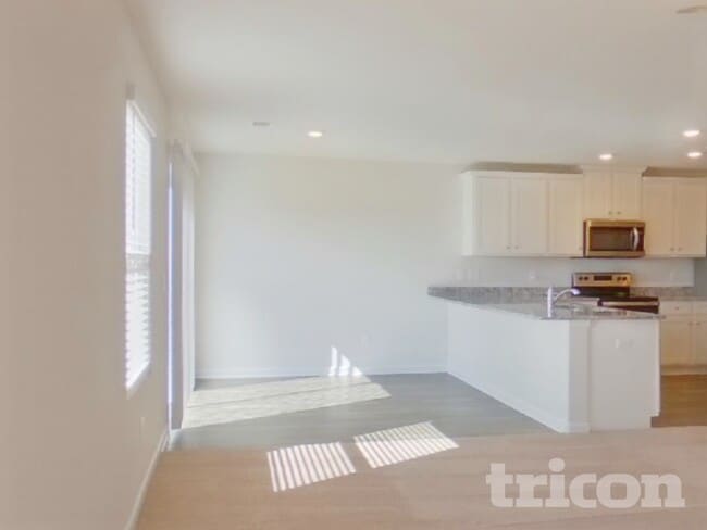 Photo - 4012 Reinfield Dr