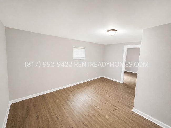 Photo - 1420 Rayfield Dr