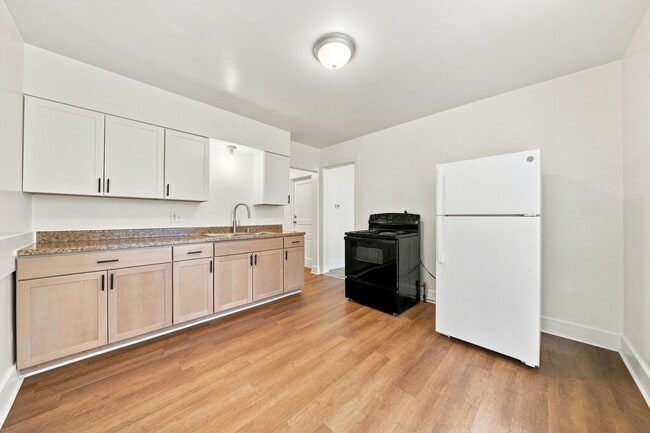 Photo - 319 Agnew Rd Unit 319 Agnew Road 319A (Bottom)