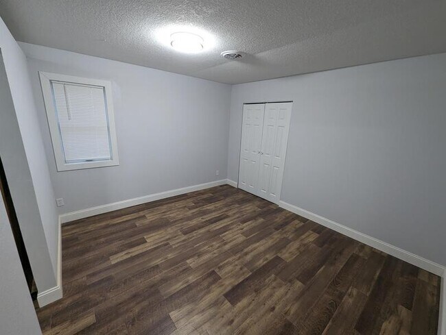 Photo - 205 Oskaloosa St