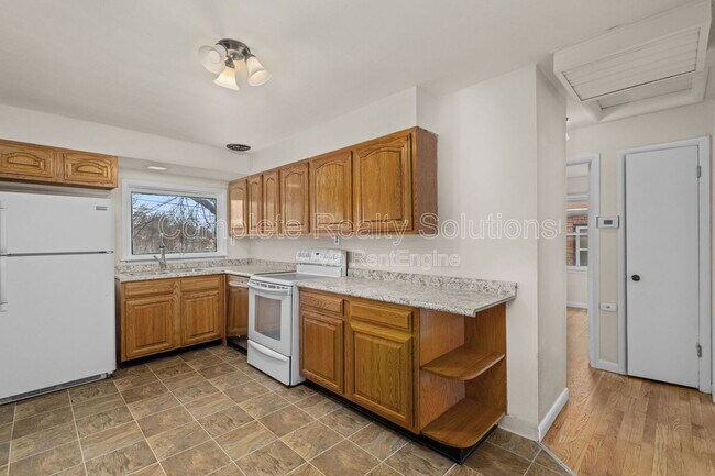 Photo - 231 Emerling Dr