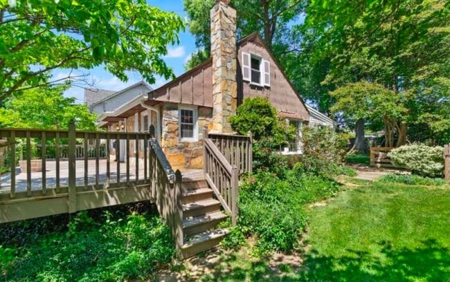 Photo - 2602 Stone Hedge Dr