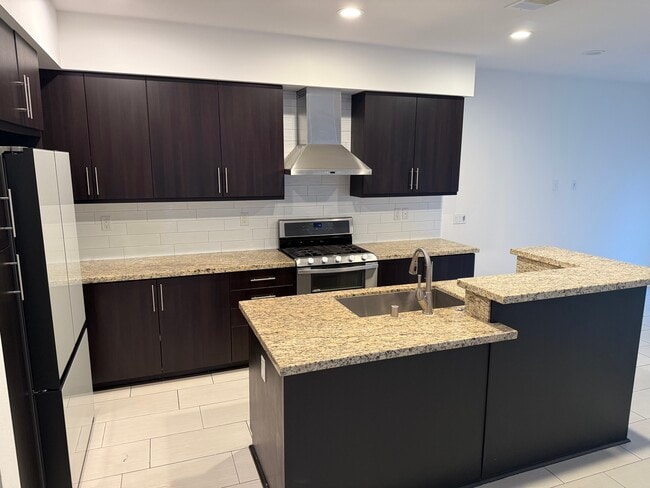 2623 Aperture Cir