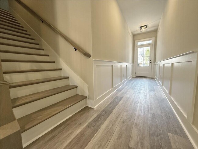 Photo - 5704 Urban Vlg Wy