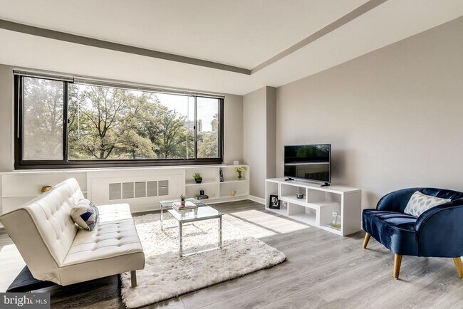 Photo - 1011 Arlington Blvd Unit 442