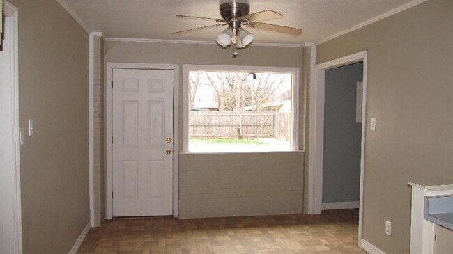 Photo - 2805 55th St