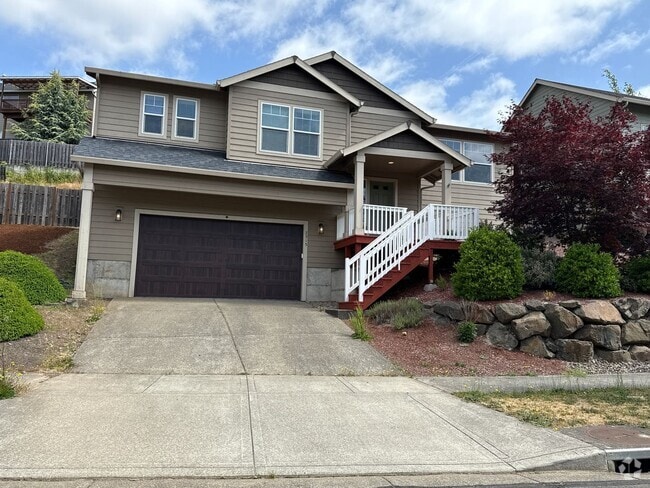 Building Photo - Beautiful 3 Bedroom  2.0 Bathroom Home in ...