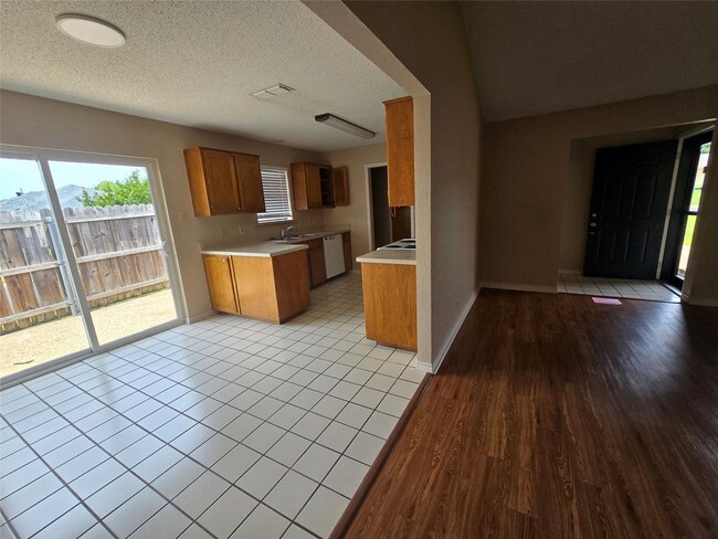 Photo - Discover this inviting 3 bedroom, 2 bathroom rental nestled in Cleburne, Texas, offering a spacio...
