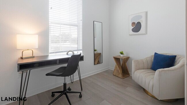 Photo - 1030 Browning Rd Unidad 308