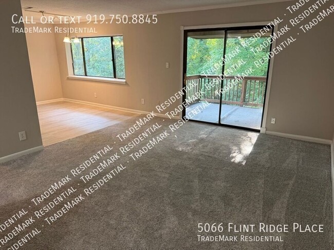 Photo - 5066 Flint Ridge Pl