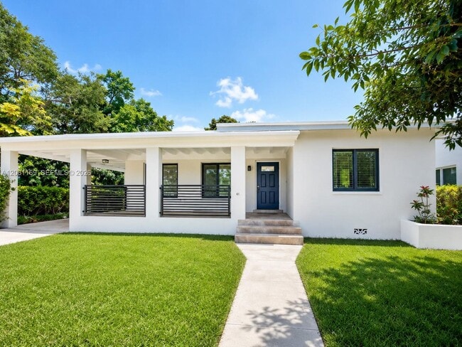 Photo - 61 NW 47th St
